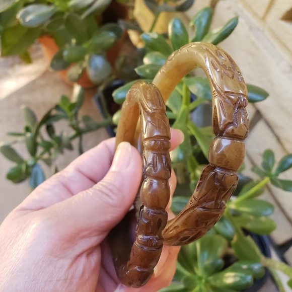 Dynasty "2 dragons Playing Pearl" Jade Bangle - Picture 4 of 8